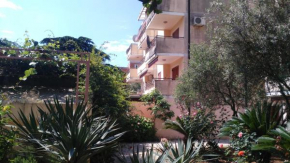 Sesto studio apartment